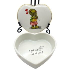Vintage Enesco Covered Trinket Heart Box Suzy Spafford 1977 Turtle Porcelain 3"